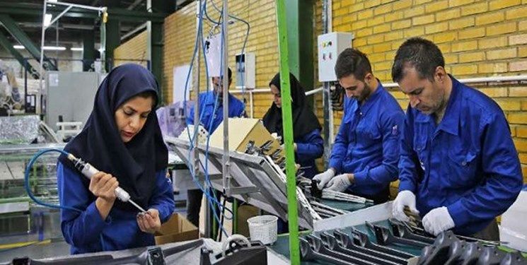 ۸۰ درصد کارگاههای صنعتی 50 نفر کارکن دارند