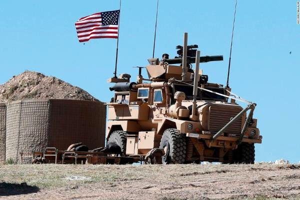 به کاروان نظامی آمریکا در مسیر سوریه به عراق حمله شد