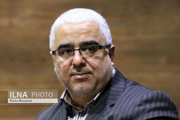نماینده سابق مجلس: اینکه در آغوش روسها قرار بگیریم هنر نیست