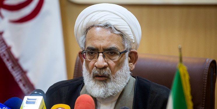 دادستان کل کشور: رئیس جمهور باید مردم را در مورد بنزین توجیه میکرد