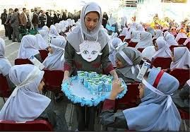 توزیع شیر رایگان در مدارس 9 استان