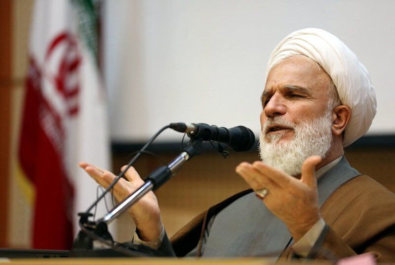 آیت الله محمدی عراقی: مردم از دستاوردهای انقلاب اسلامی خبر ندارند